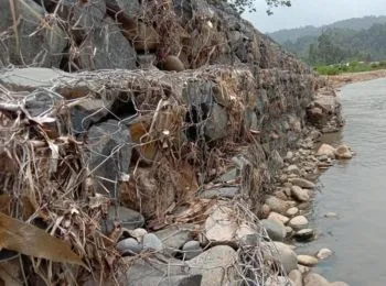 Supplier Kawat Bronjong Pekanbaru - Agen Kawat Bronjong Murah Pekanbaru - Distributor Kawat Murah Pekanbaru - Jual Kawat Bronjong Murah Pekanbaru - Grosir Kawat Bronjong Galvanis Pekanbaru - Jual Kawat Bronjong Manual Pekanbaru - Agen Jual Kawat Bronjong 2x1x0.5Mm Pekanbaru